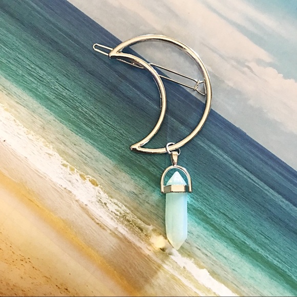 Hippie Boho Crystal Crescent Moon Silver Clip - Picture 3 of 5
